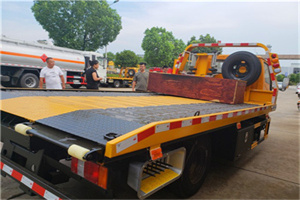 燕山附近拖车电话号码服务